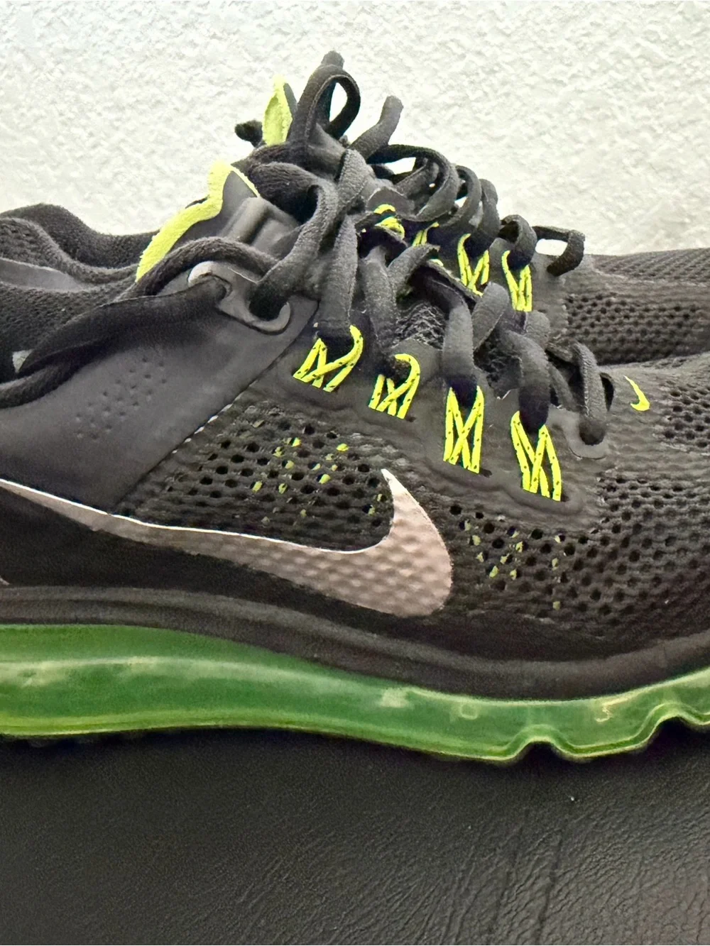 Nike Kids Black and Neon Yellow/Green Running Sneakers